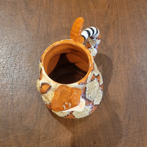 Vintage Coiled Striking Western Diamondback Rattlesnake Coffee Mug - Picture 5 of 9